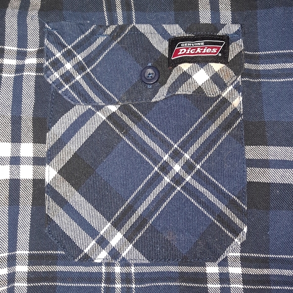 Dickies Flannel Work Shirt Men's XL Blue Short Sleeve Plaid 2 Pocket Button-down - Picture 4 of 8